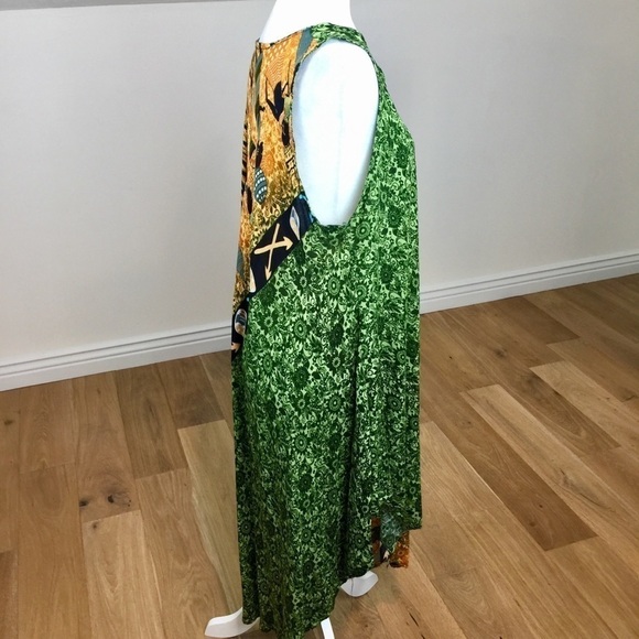 Vintage African Art Print Handkerchief Dress - Picture 9 of 10